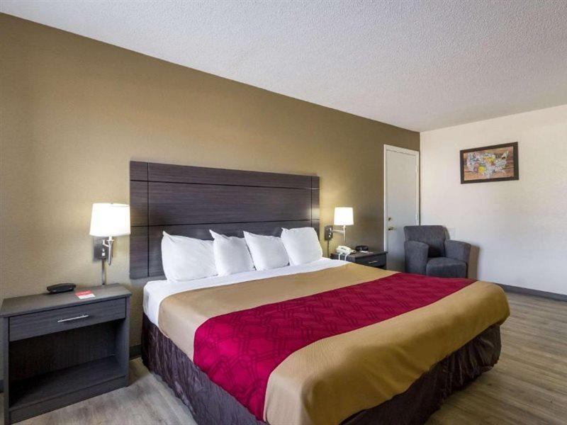 Econo Lodge Little Creek Норфолк Экстерьер фото