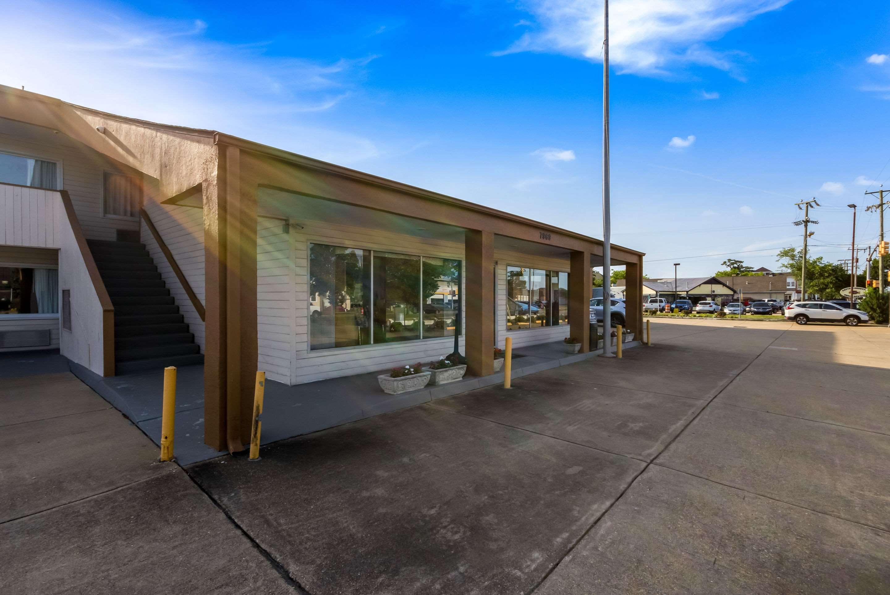 Econo Lodge Little Creek Норфолк Экстерьер фото