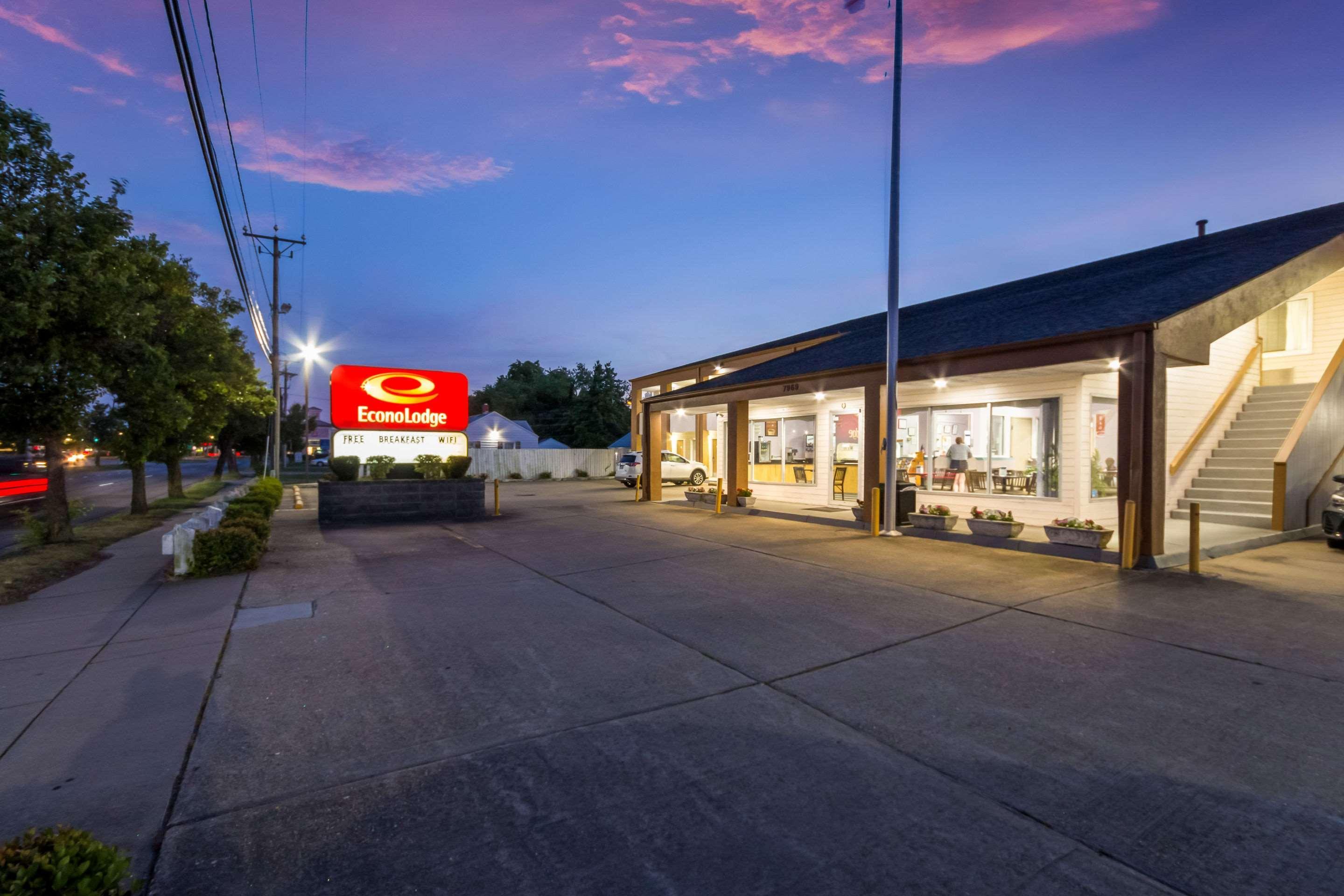 Econo Lodge Little Creek Норфолк Экстерьер фото